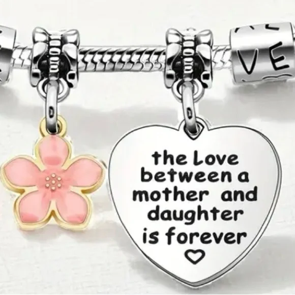 The Love Between Mother and Daughter Is Forever - Picture 2 of 2